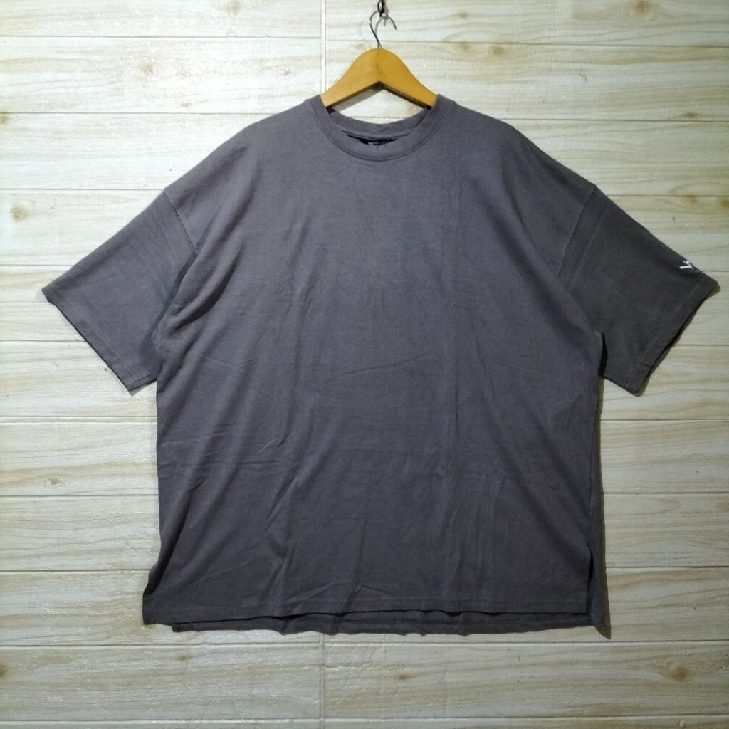 1131. T shirt Kaos WV PROJECT   Size L fit  3XL   LD142