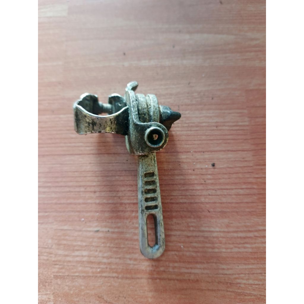 shifter sepeda balap alloy sebelah kanan saja antiq