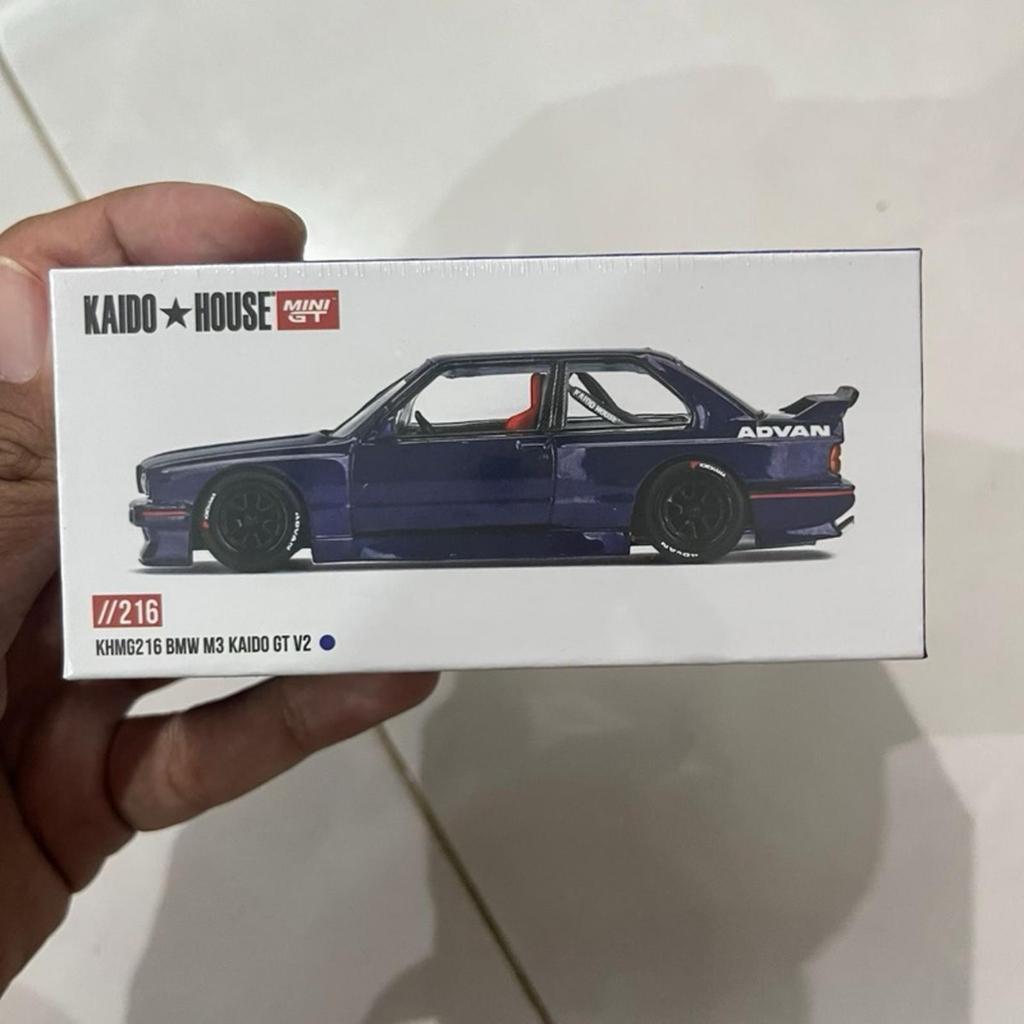 MiniGT KHMG216 KHMG154 BMW M3 (E30) Kaido House Kaido Works Mini GT - Purple Sege