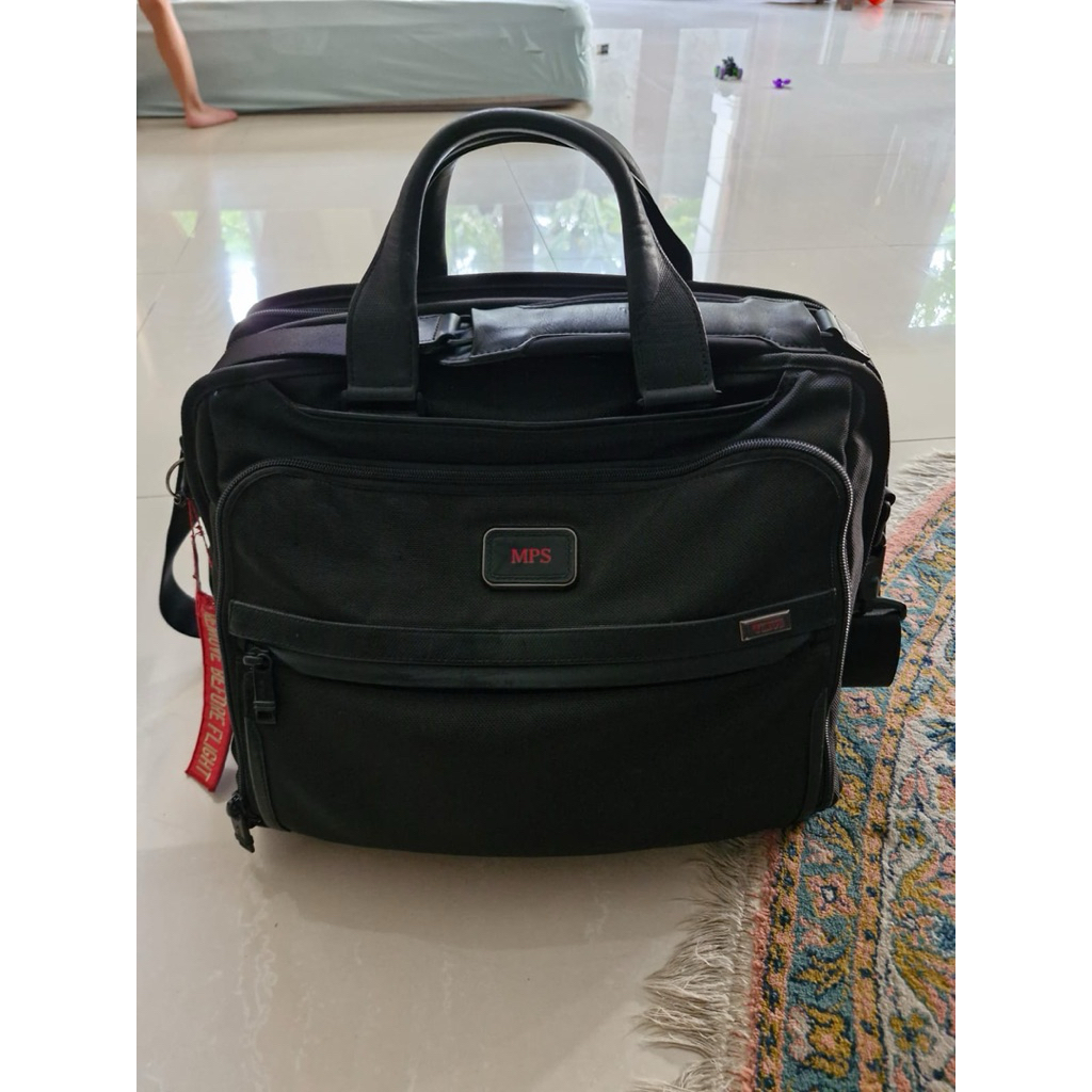 Tumi Bag preloved