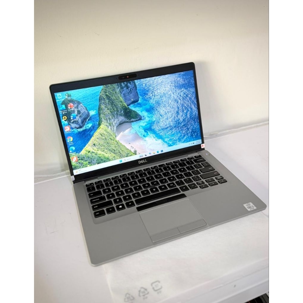 LAPTOP HP ELITEBOOK 745 RYZEN 5 PRO RAM 8/256 WITH RADEON VEGA 8 GRAPHICS