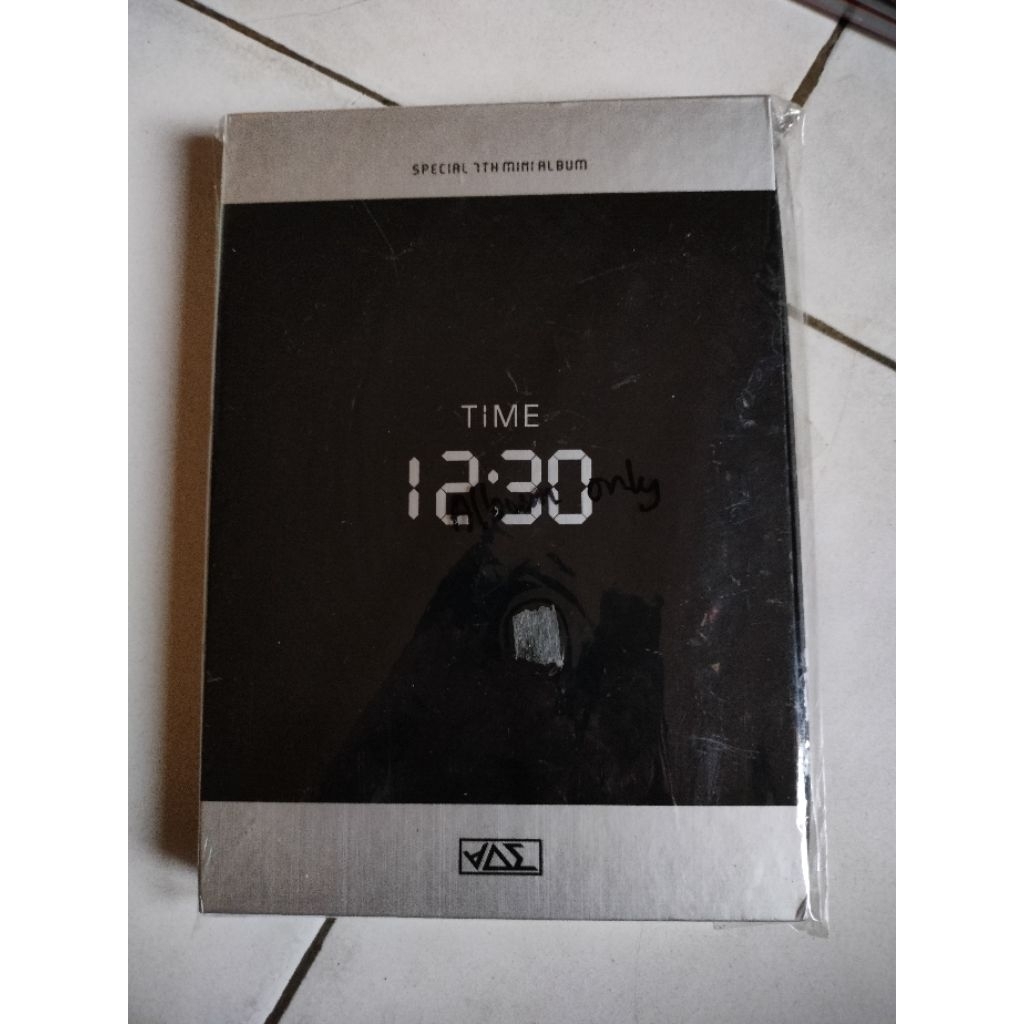 album only BEAST B2ST time 12:30