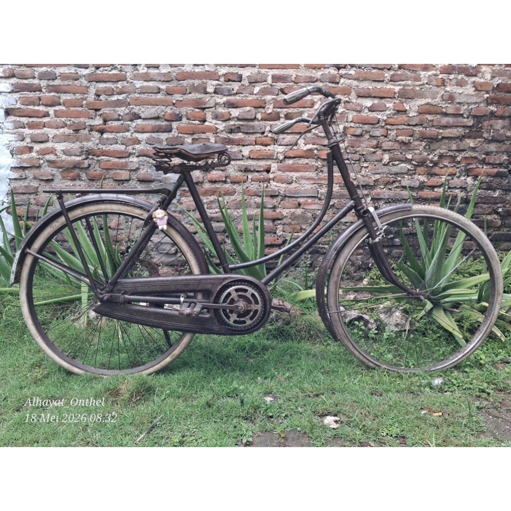 Sepeda Ontel Antik Holland Tua Klasik