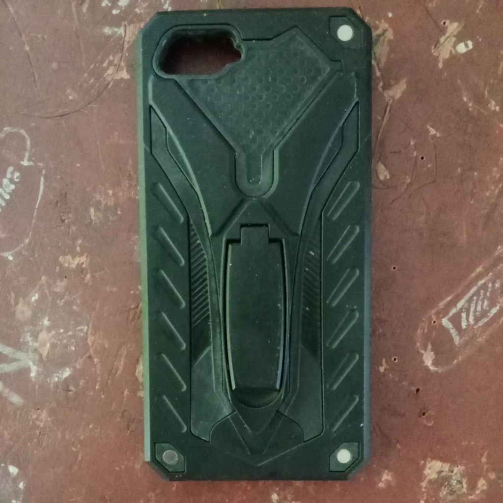 casing hp robot ada penyanggahnya