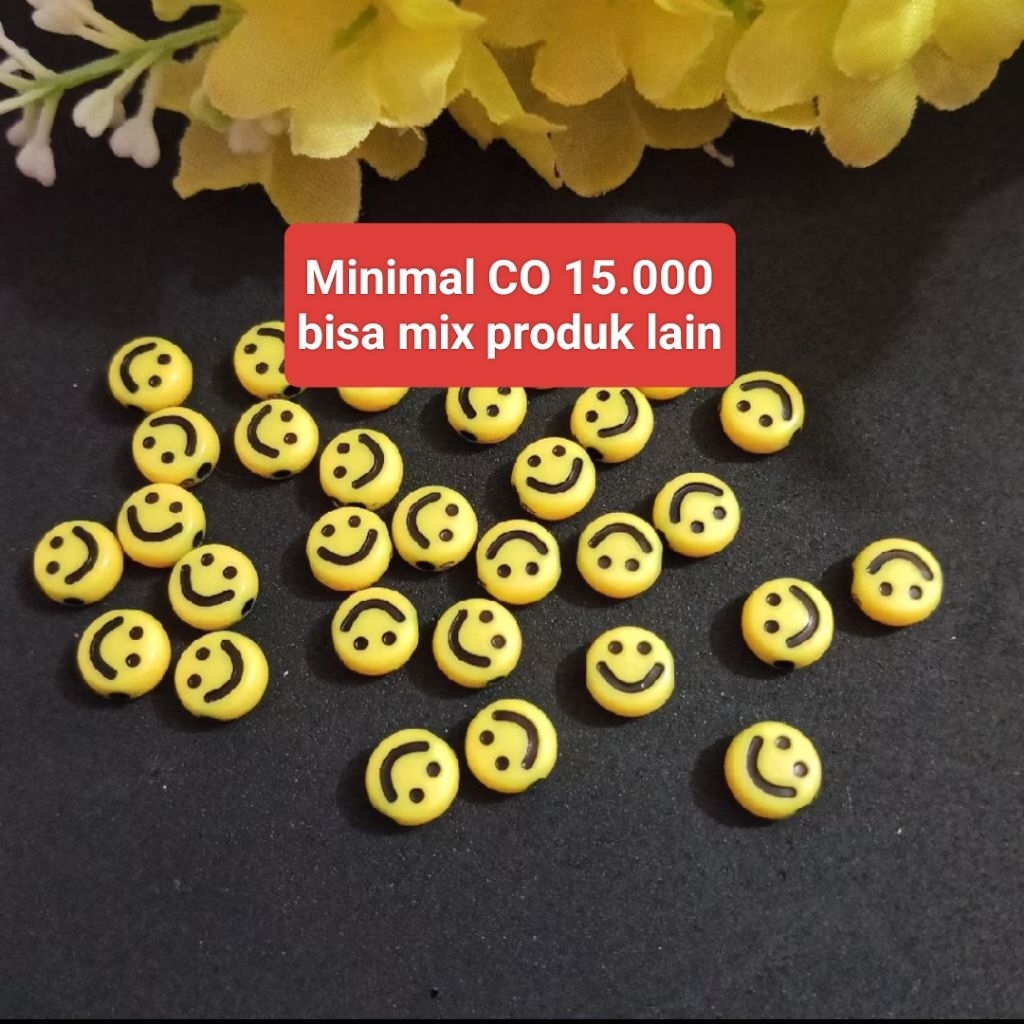 (Batam) Manik Smile Kecil / Manik Emoticon / Manik Unik / Manik Lucu / Manik Cantik