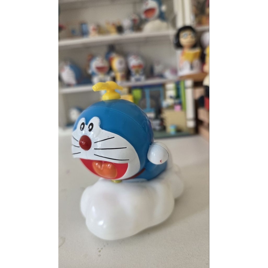 preloved like new figure doraemon baling2 bambu