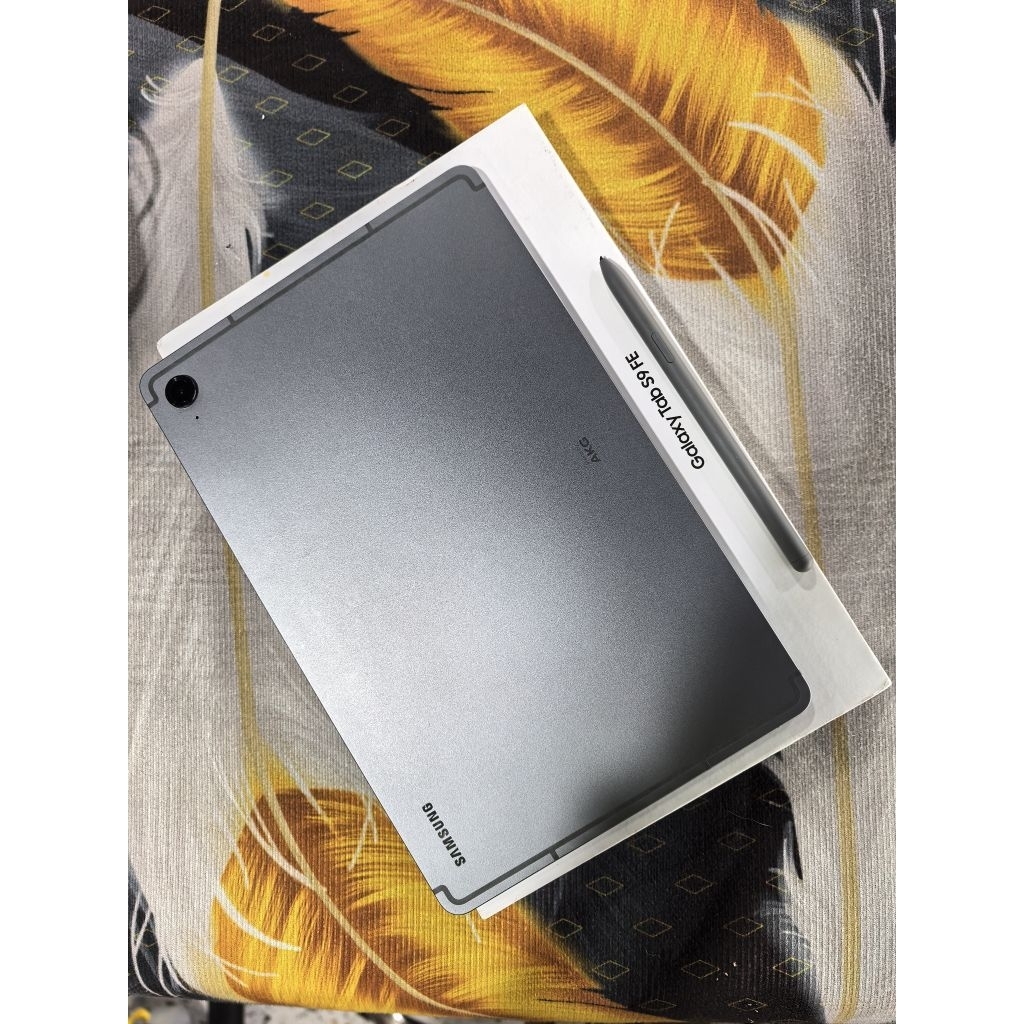 Samsung Galaxy Tab S9 FE versi Wifi Ram 6/128 second