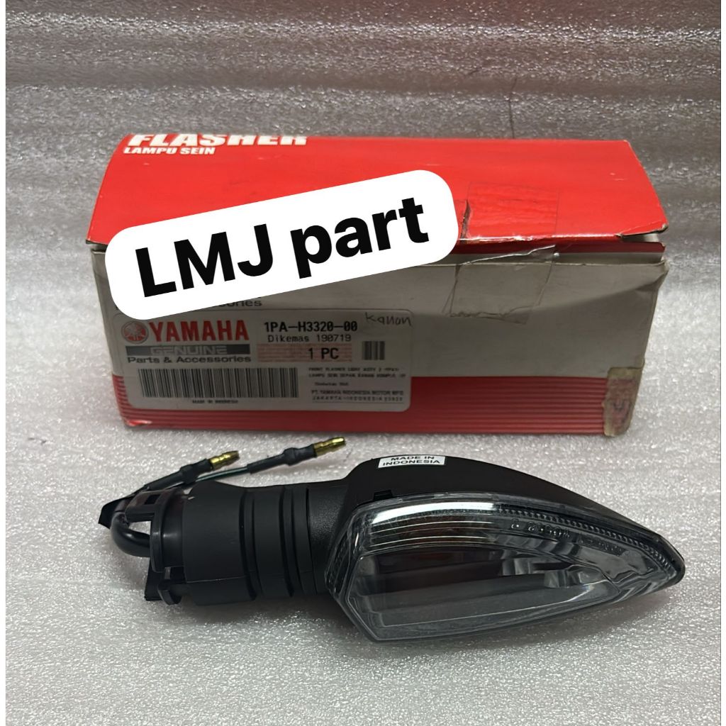 LAMPU SEN SEIN DEPAN KANAN VIXION NVL NVA YGP 1PA-H3320-00