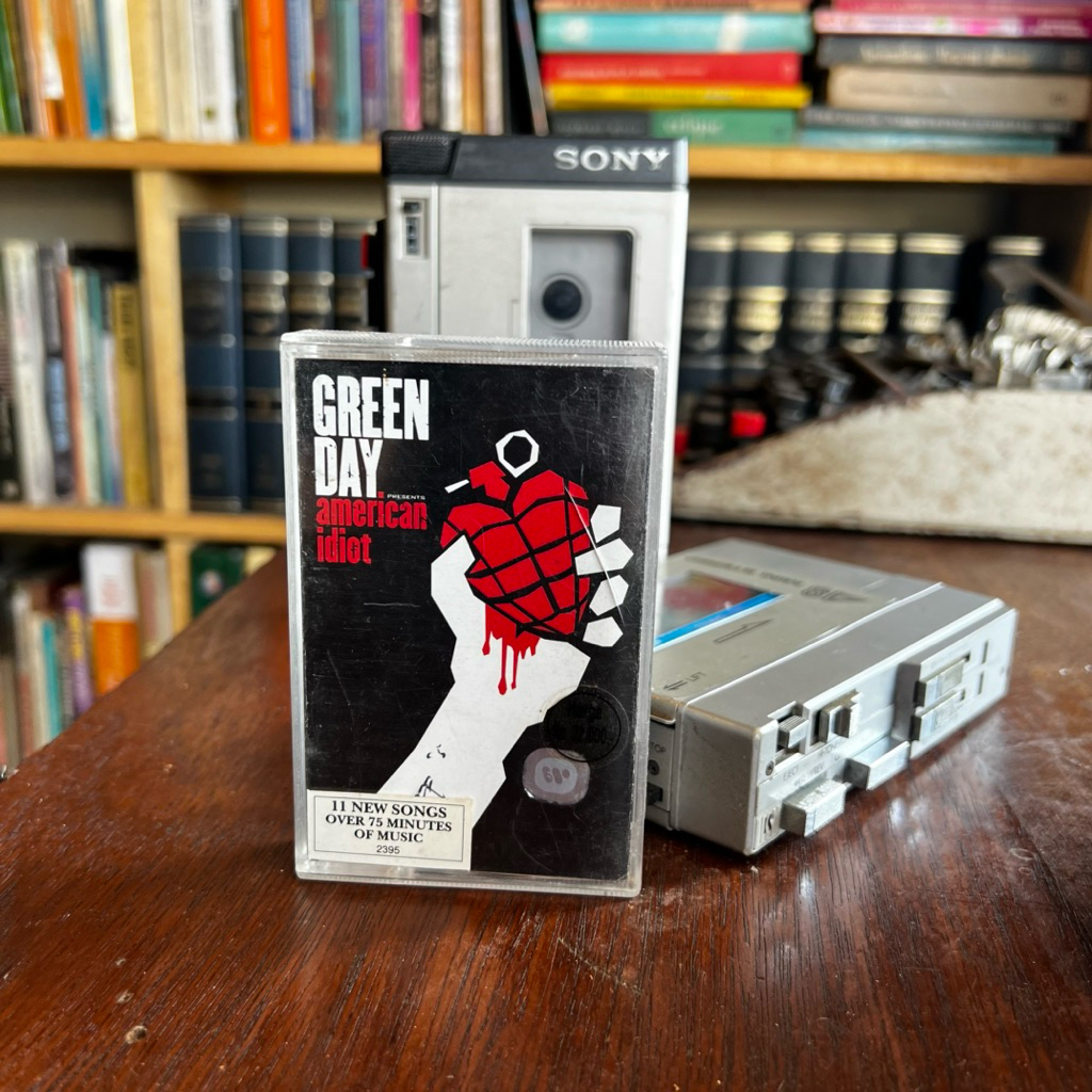 Kaset Pita Green Day American Idiot