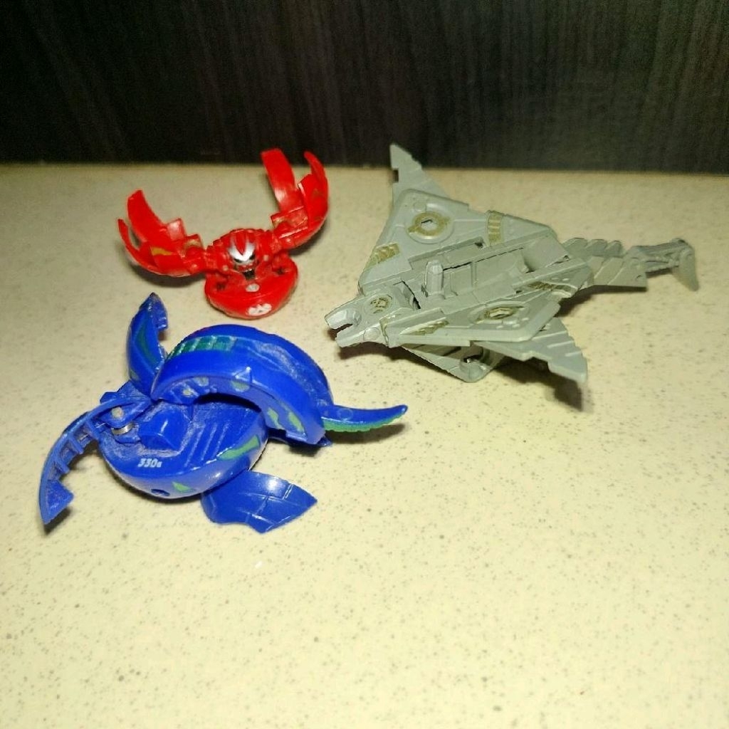 paket figure 3pcs bakugan (kondisi vintage)
