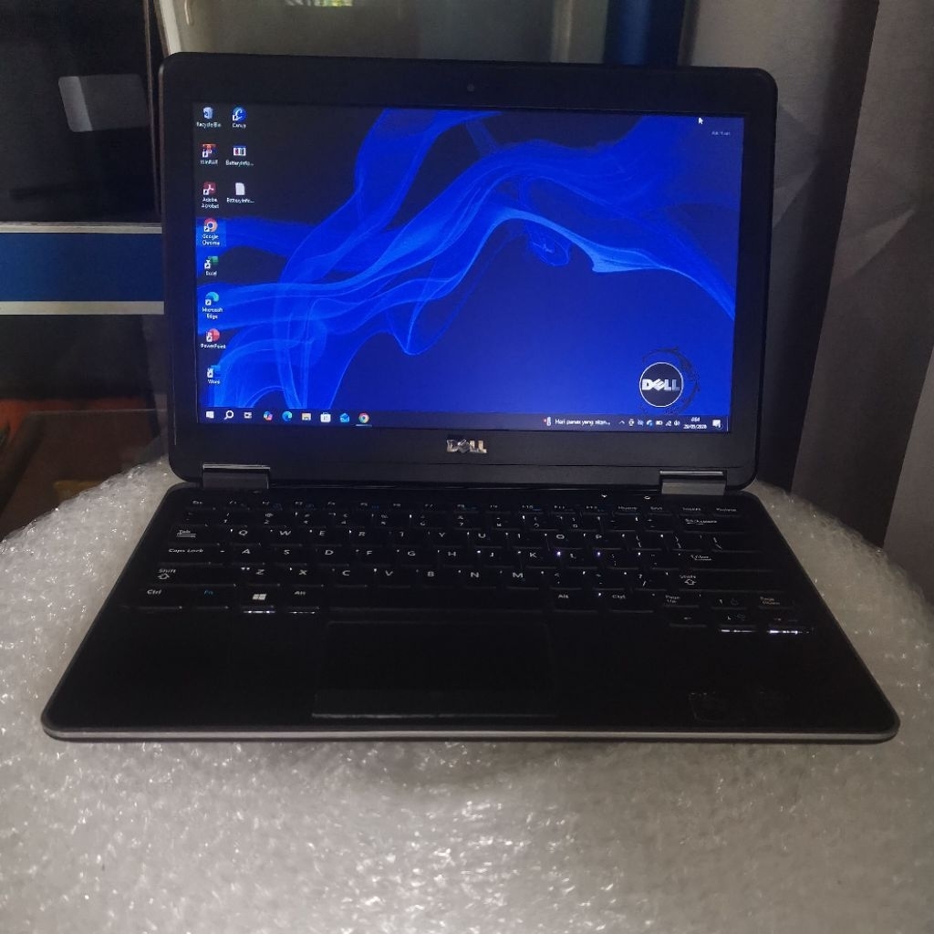 DELL Latitude E7240
