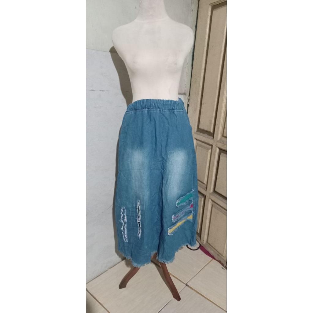 Rok Jeans Model Sobek Bawahan Wanita Bekas Preloved