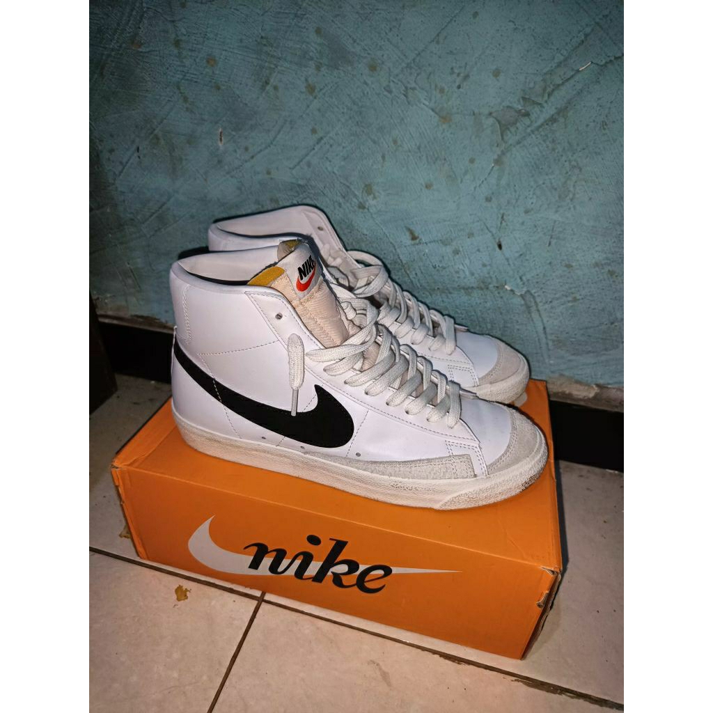 Nike Blazer Mid 77