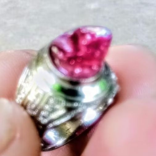 Ruby Pigion Colour Anti Heat