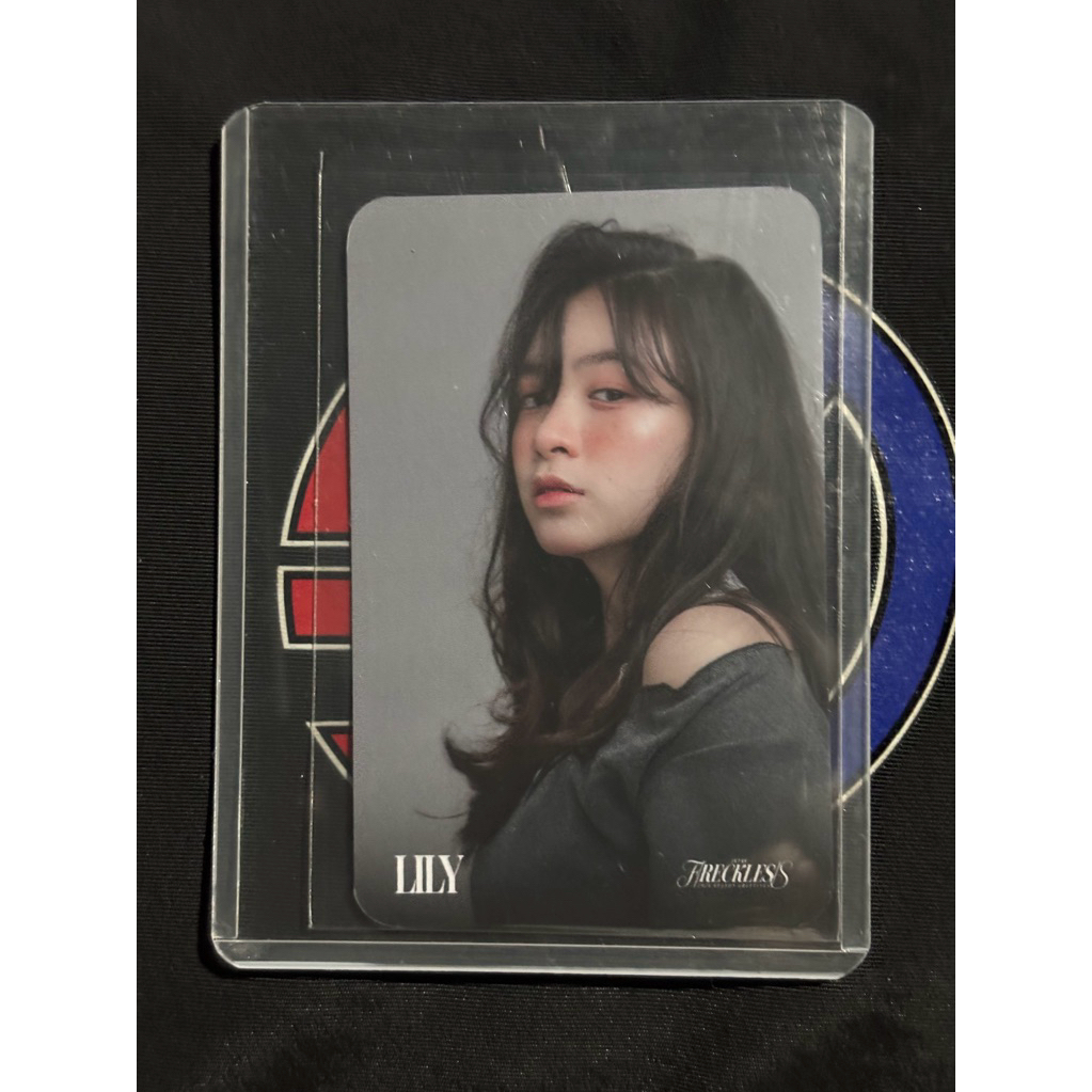 WTS OFFICIAL  PHOTOCARD KALENDER FRECKLESS 2026 JKT48 : Lily