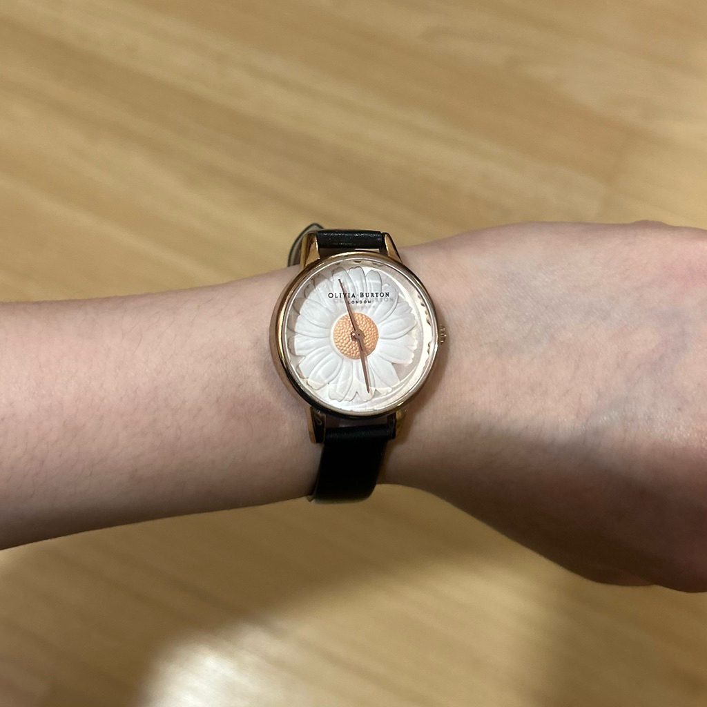 Preloved olivia burton watch
