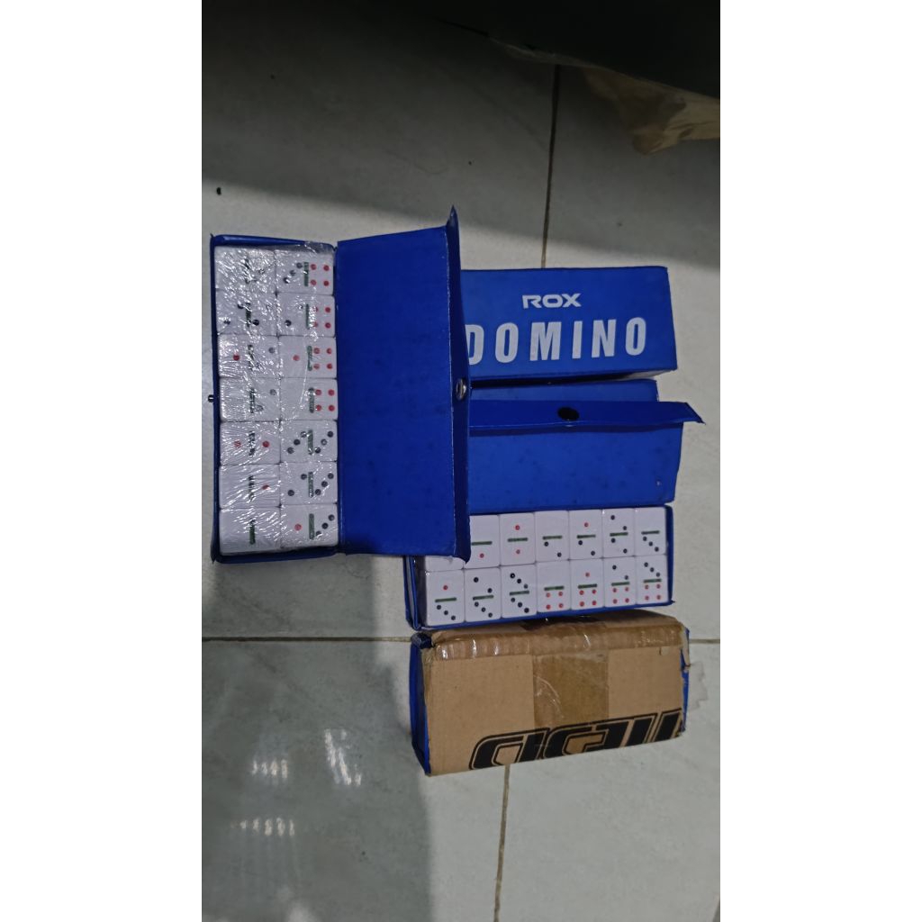 DOMINO GAPLE / BATU DOMINO