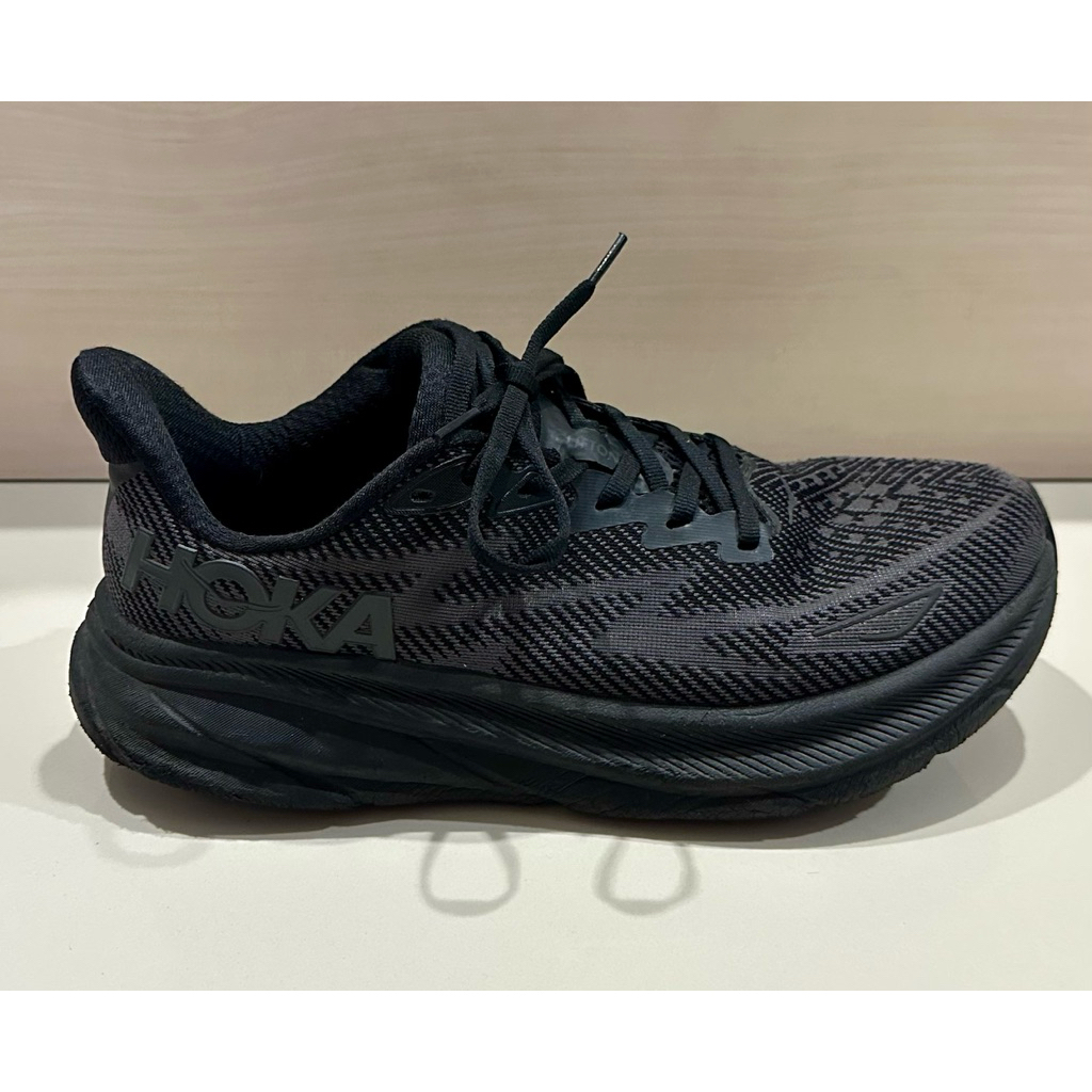 Hoka clifton 9 black
