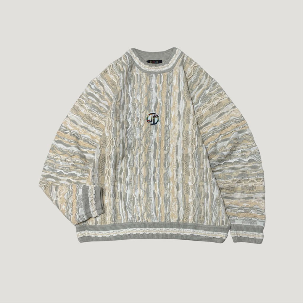 GUJI 3D Pattern Knit Sweater | Knitwear Full Motif