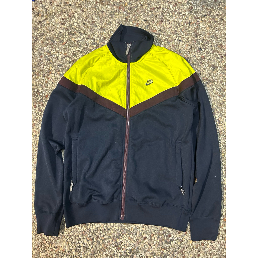 Tracktop Nike