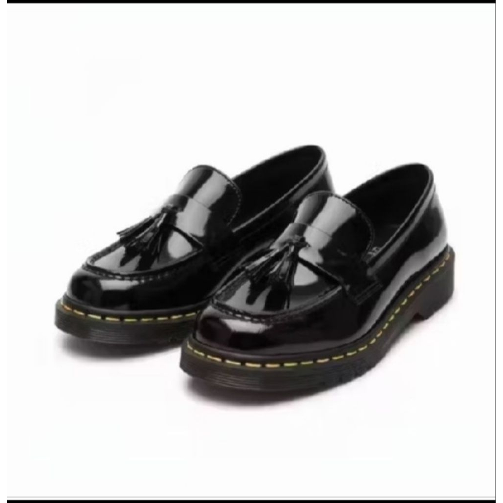 sepatu.glosy.pria.wanita.lovers formal.casual