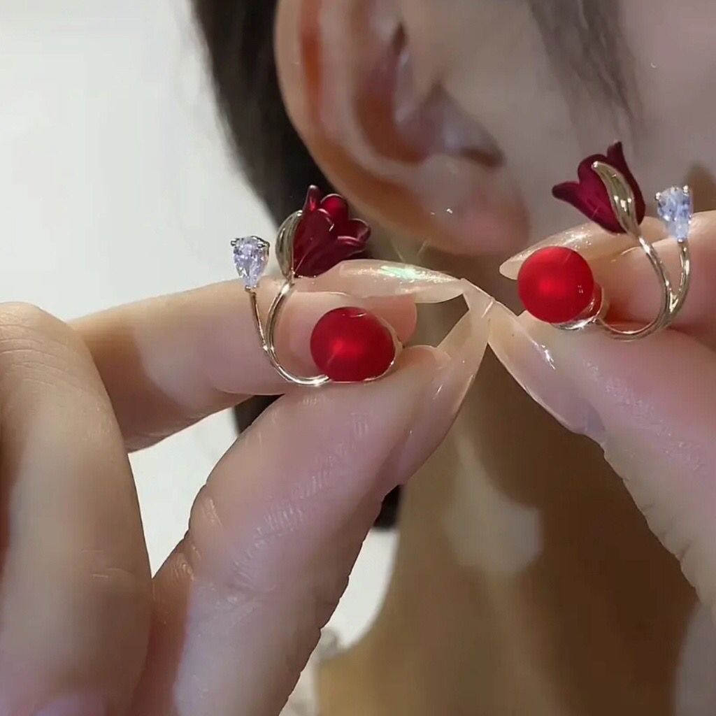 Anting Stud Bunga Tulip Merah Anting Bunga Merah AT364