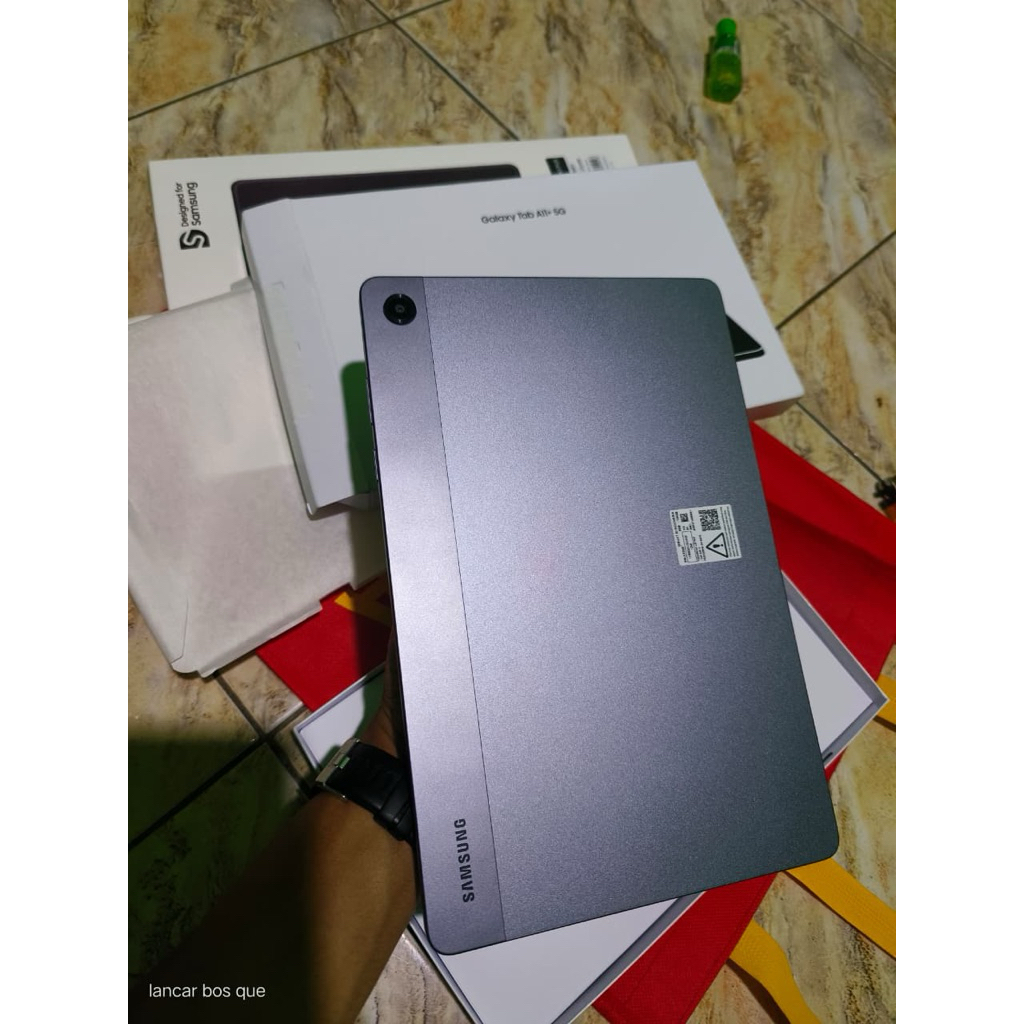Samsung tab A11+ 5G 6/128 bisa pakai kartu second likenew