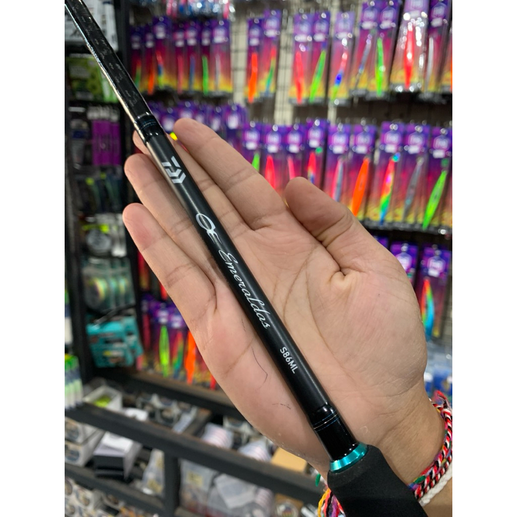 JORAN DAIWA EMERALDAS SHORE EGING