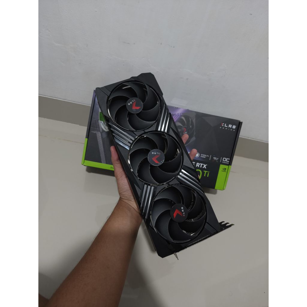 RTX 4070Ti 12GB PNY XLR8 Gaming Verto