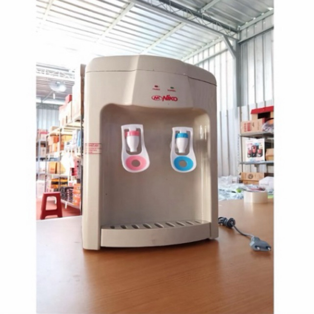 Dispenser Niko