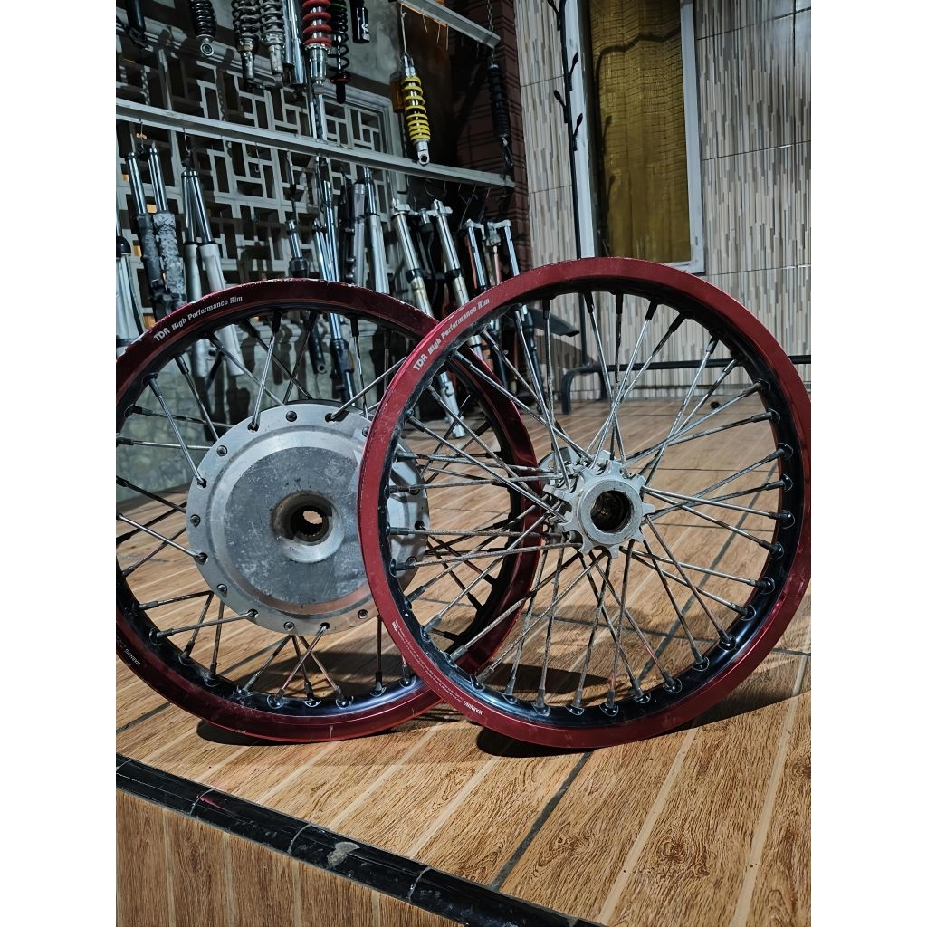 Velg Pelek Vario Scoopy Beat Genio Paketan Ring14 JariJari