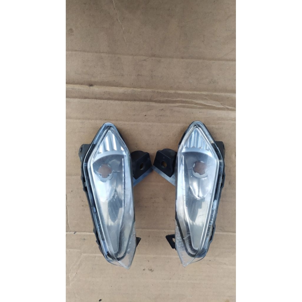 Lampu sein depan Suzuki smash Titan bekas original