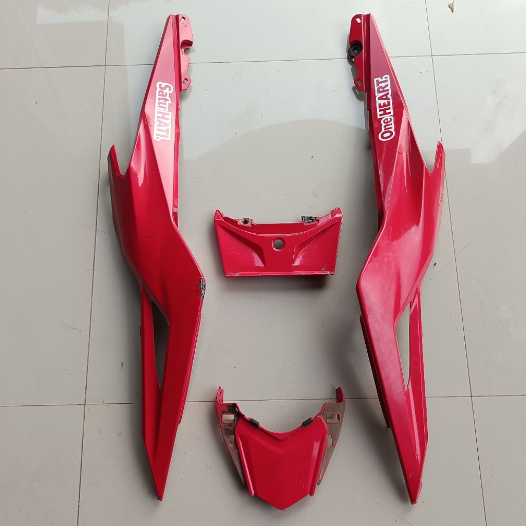 cover body bodi belakang honda cbr150r cbr 150r new led facelift original