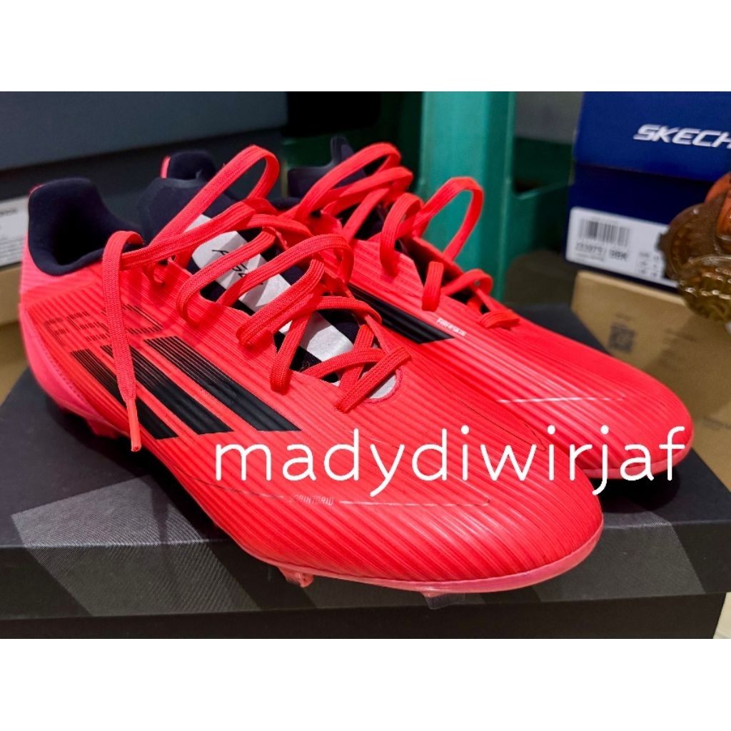 Sepatu Bola Adidas F50