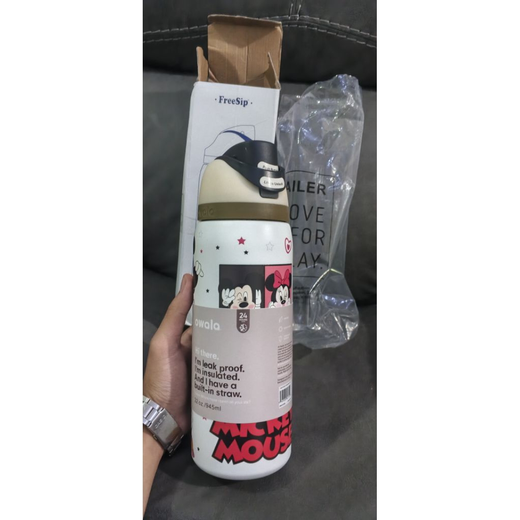 Owala mickey 32oz