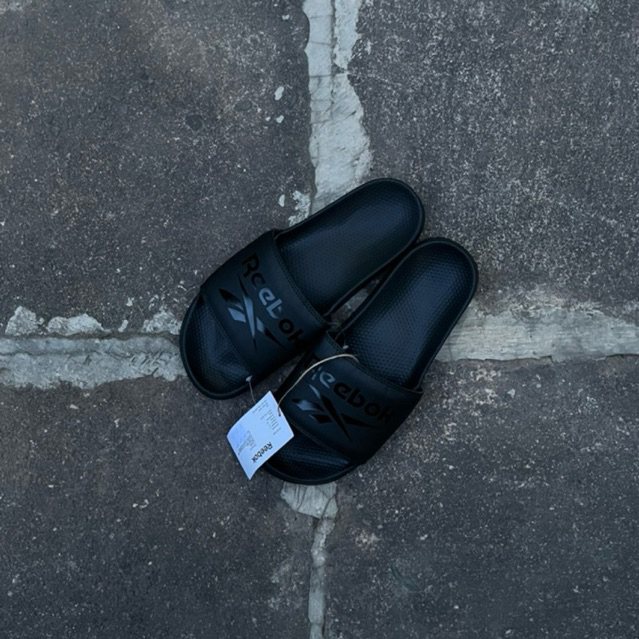 Reebok Reebok Classic Slide Unisex Sandals - Black