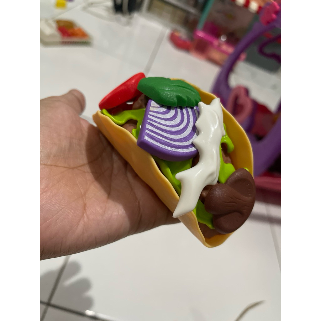 mainan taco preloved. mainan masakan preloved
