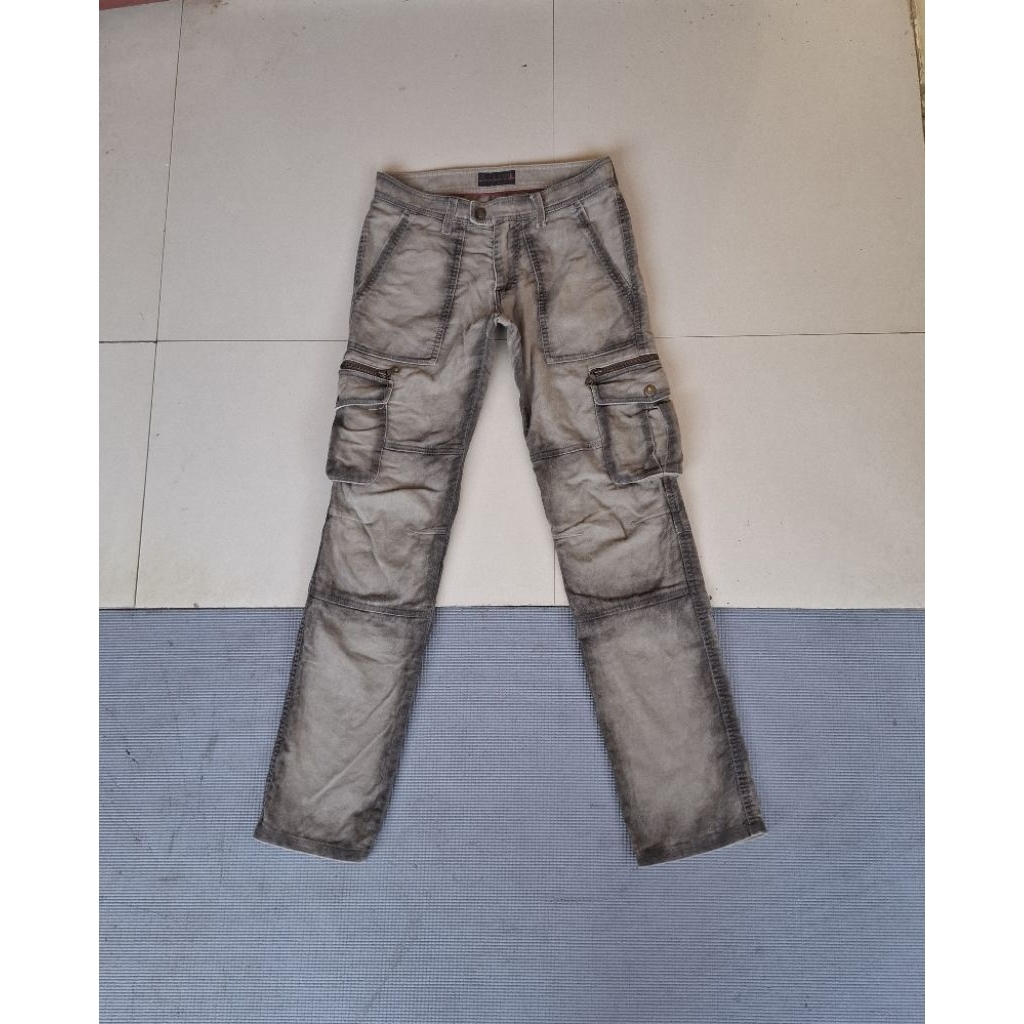 Japanese Brand Morgan Homme Cargo Pants Made in China Size tag S Lp : 74 Panjang : 100 Open Leg : 18