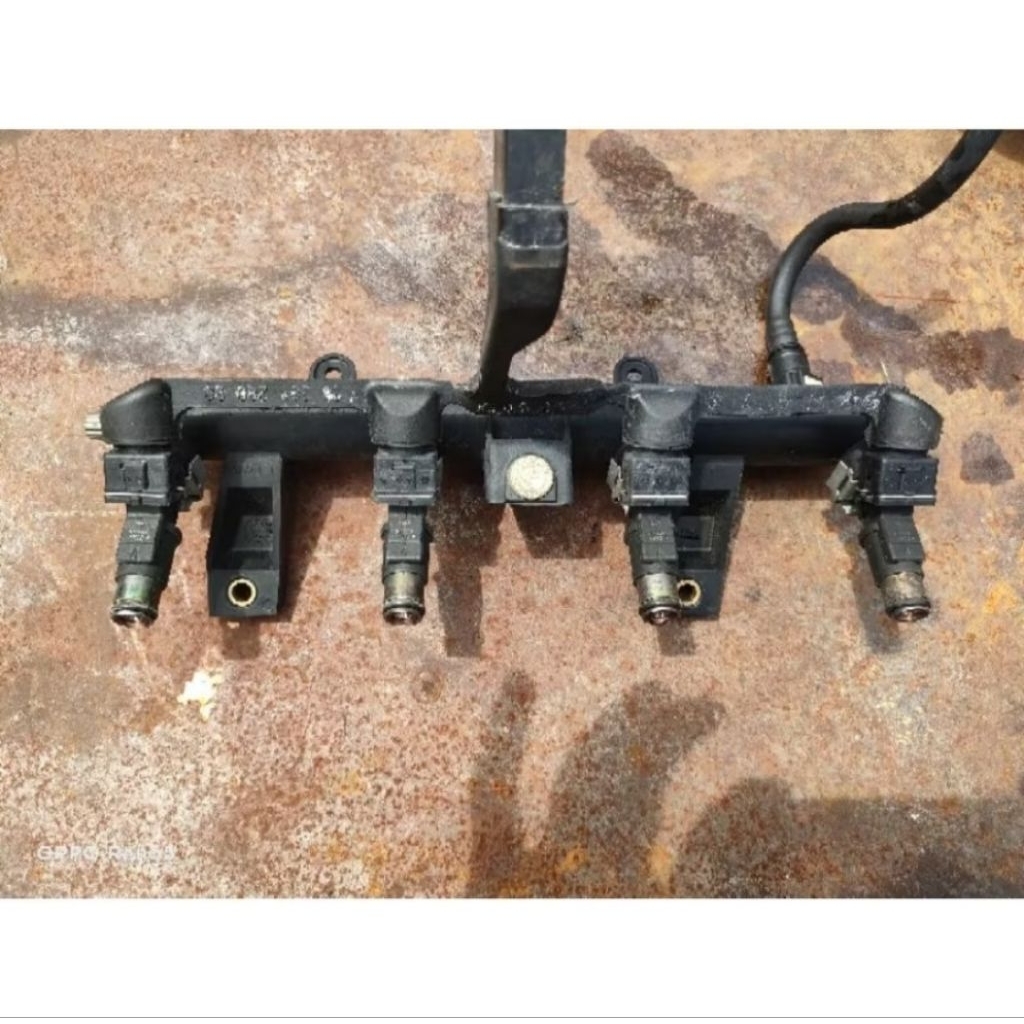 NOZZLE INJECTOR PEUGEOT 206&306