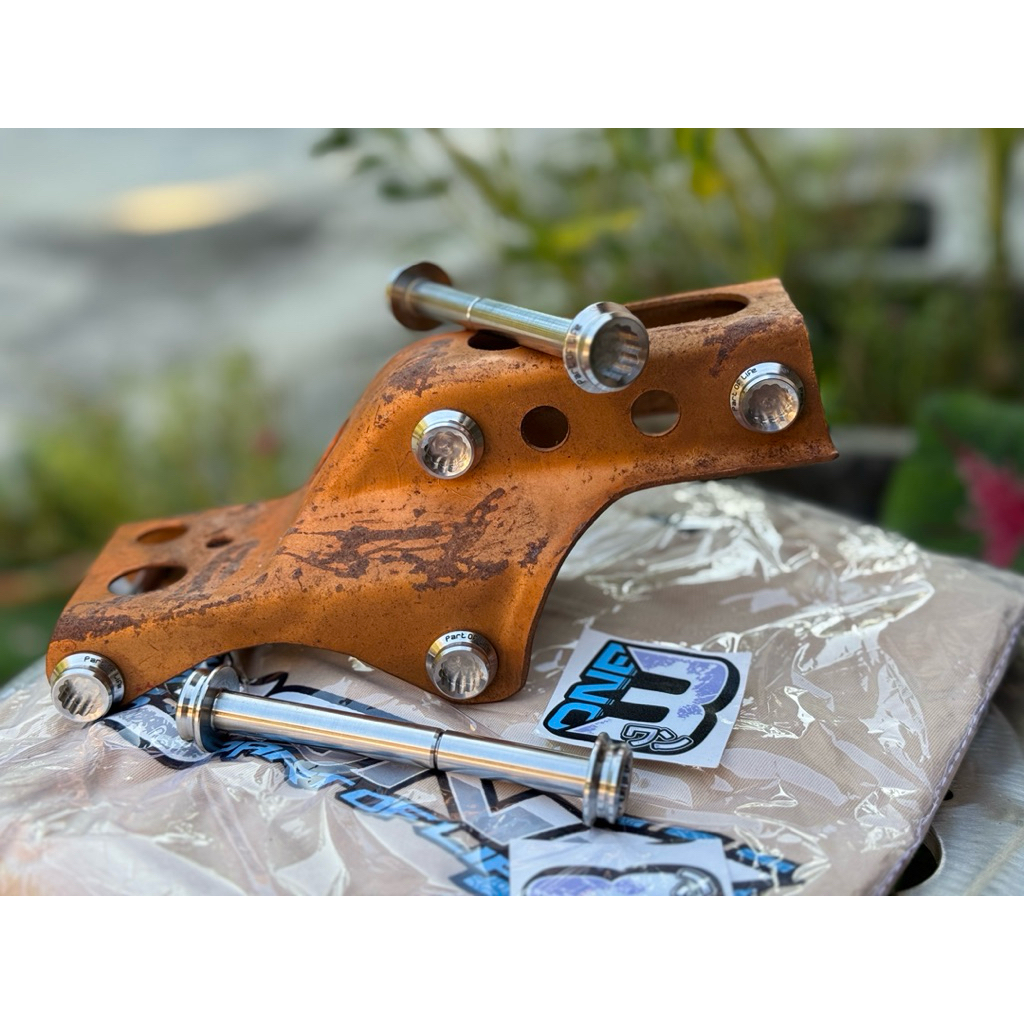 Bone baut pangkon mesin tiger tlr full set 6pcs free kaos