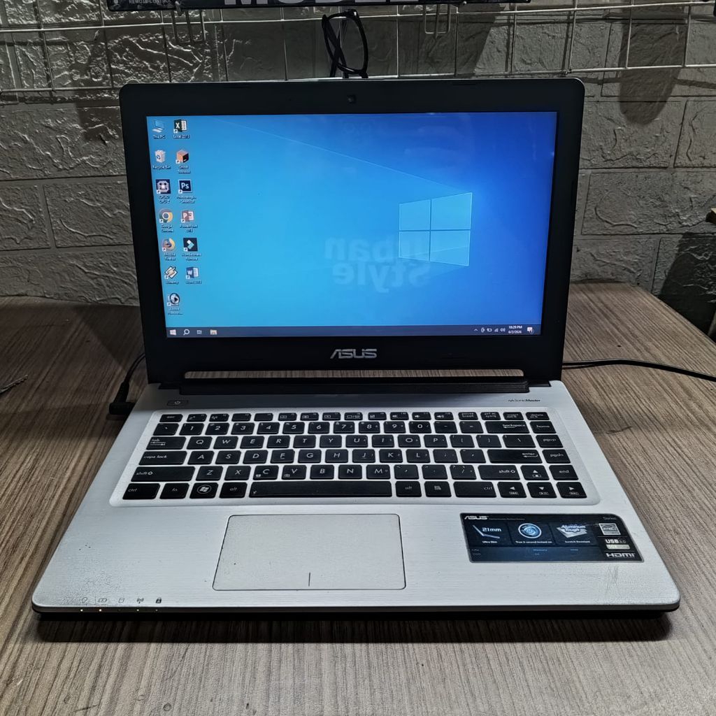Asus i3 3217U RAM 8 GB HDD 250 GB