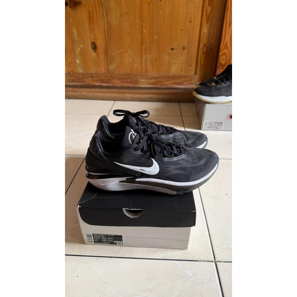 NIKE ZOOM GT CUT 2