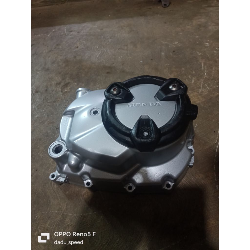 blok kopling blok oli kanan Honda Blade new 125 original