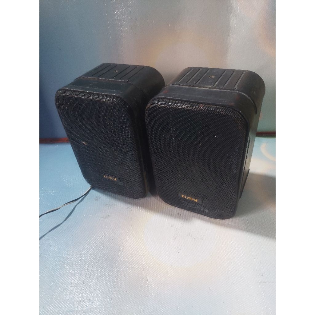 OLYMFIC- SEPEKER HI-FI SYSTEM  VINTAGE  2PCS