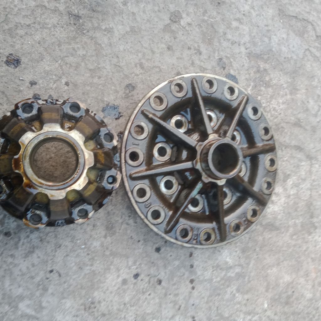 tengkorak gardan Hino Dutro 110 Toyota Dyna 125