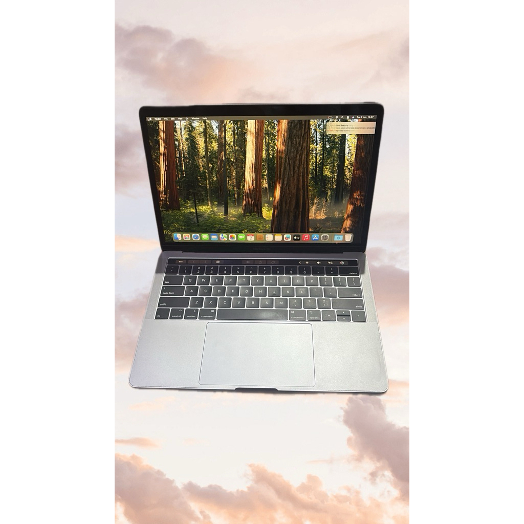 Macbook air 13” m1 ram 8 ssd 128 dan ssd 256 second original bergaransi