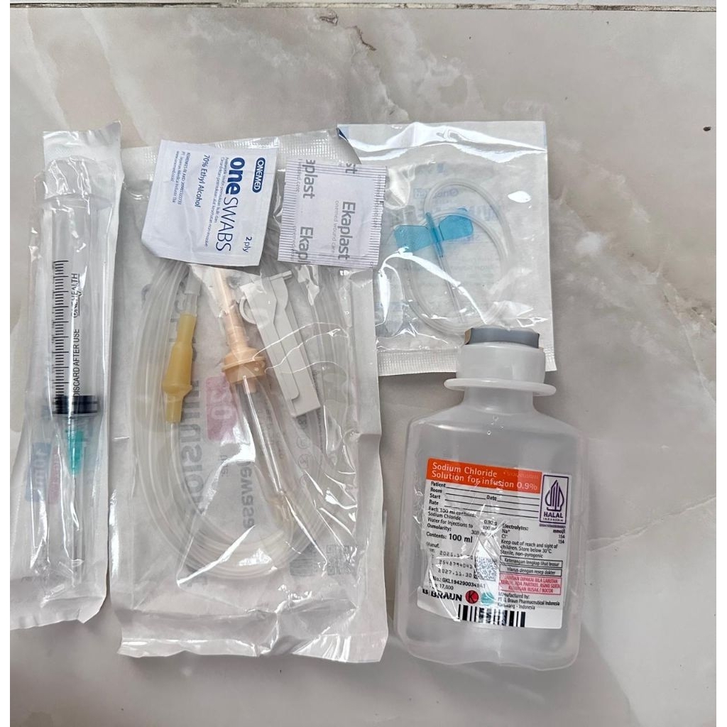 PERALATAN LENGKAP INFUS set VITAMIN