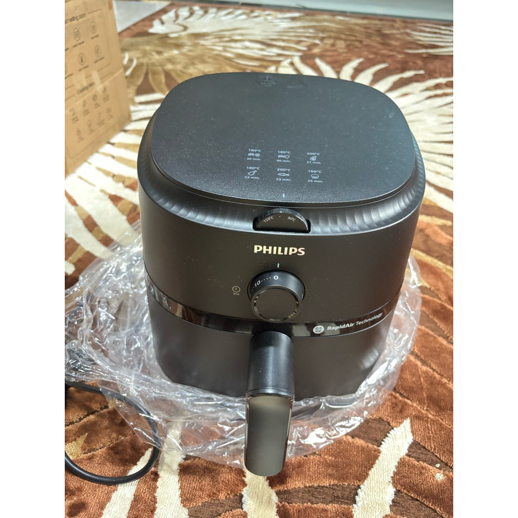 NEW Philips Airfryer