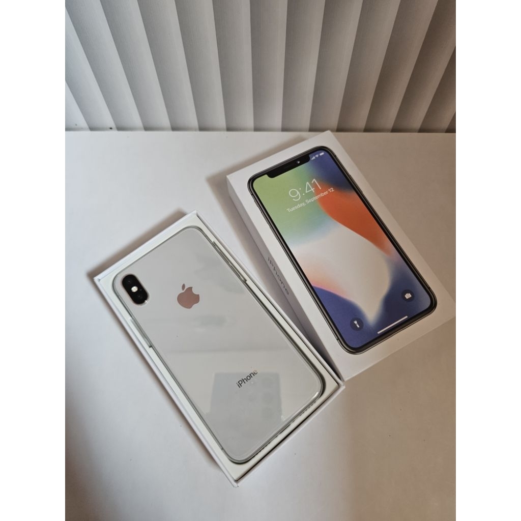 iPhone X 64 gb || 256 Gb Ex Resmi Ibox  imei permanen all operator 100% original normal