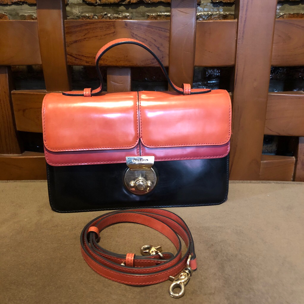 tas wanita sling top handle gillivo preloved